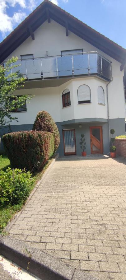Ferienwohnung Istrefi Alpirsbach Esterno foto